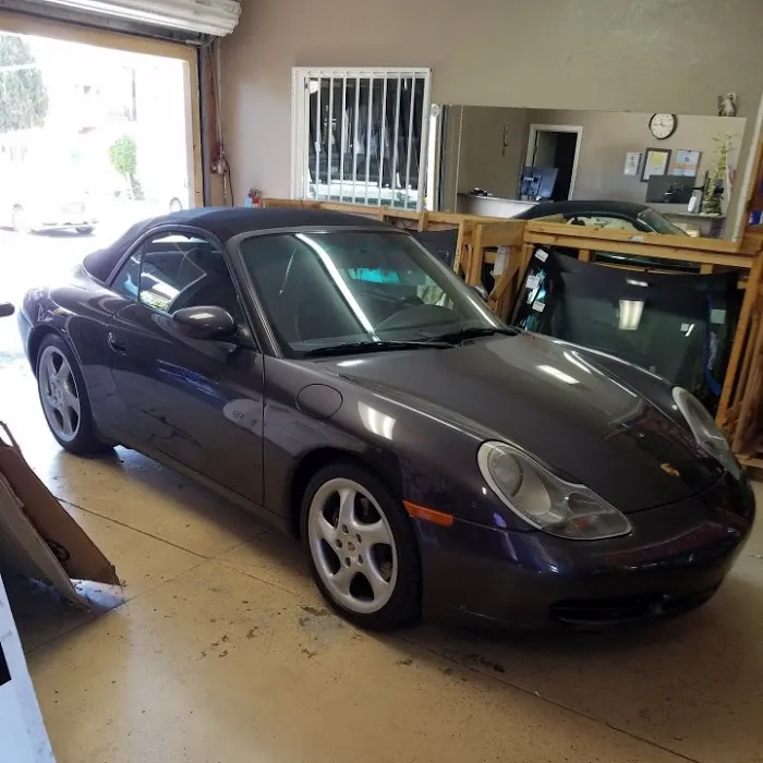 WestCoast Auto Glass 5