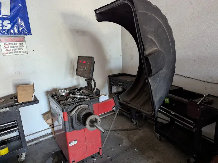VH Tire Shop 7