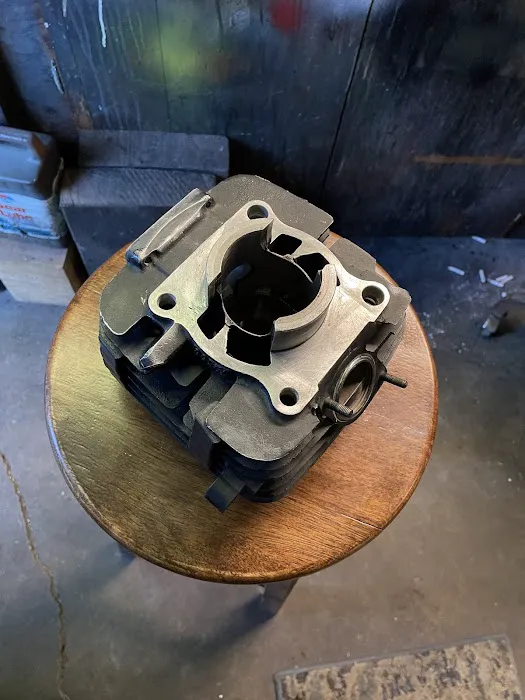 Floyds Automotive Machine Services 1