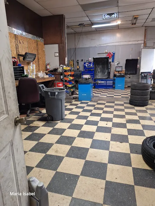 Estrada Tire Shop 6