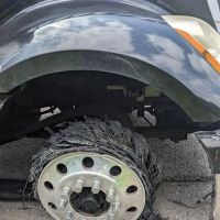 Sanders truck, Auto and tire repair