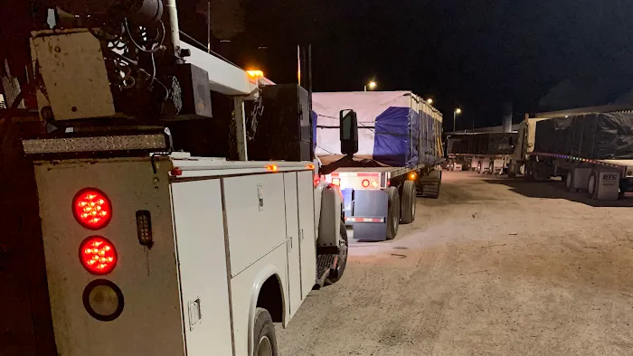 24/7 Road Rescue Road Service Heavy Duty Mobile Truck Repair 5