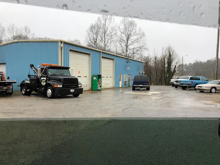 Parkway Service Center 0
