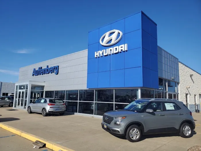 Auffenberg Hyundai Service Center 3