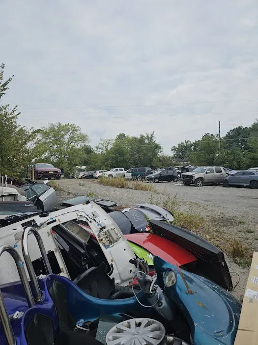 M'Boro Auto Parts 9