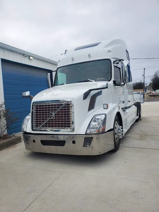 LP Automotive Paint and Collision 1