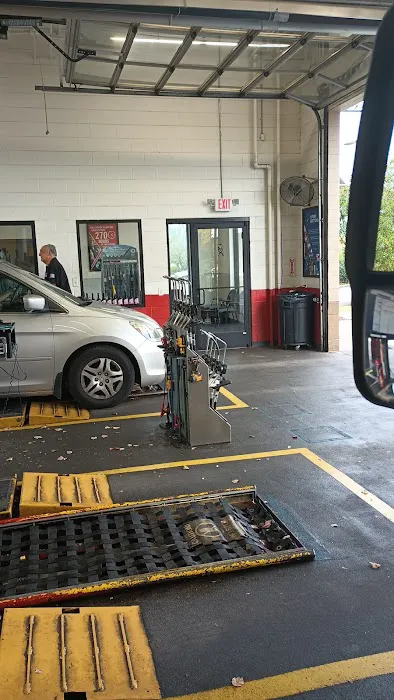Valvoline Instant Oil Change 9