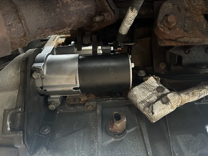 Adam mobile truck repair 3