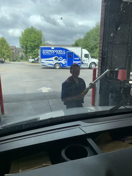 Express Oil Change & Tire Engineers 3