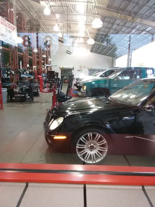 Discount Tire 0