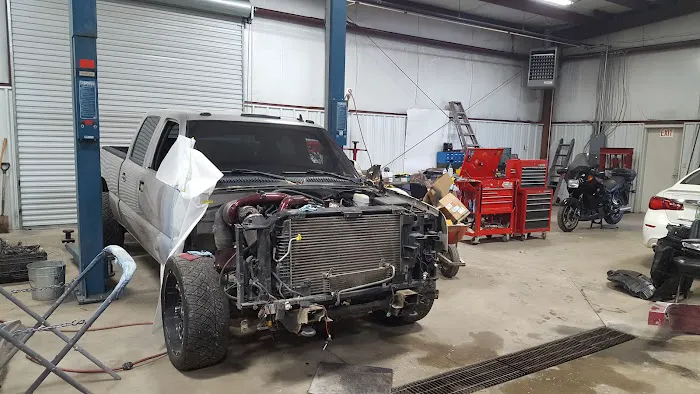 Hogan's Collision Center 1