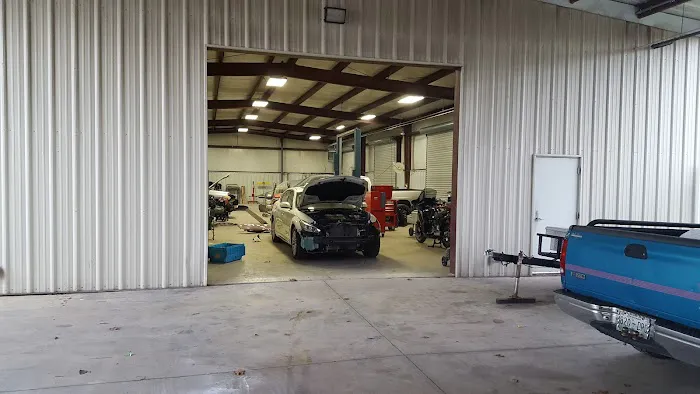 Hogan's Collision Center 9
