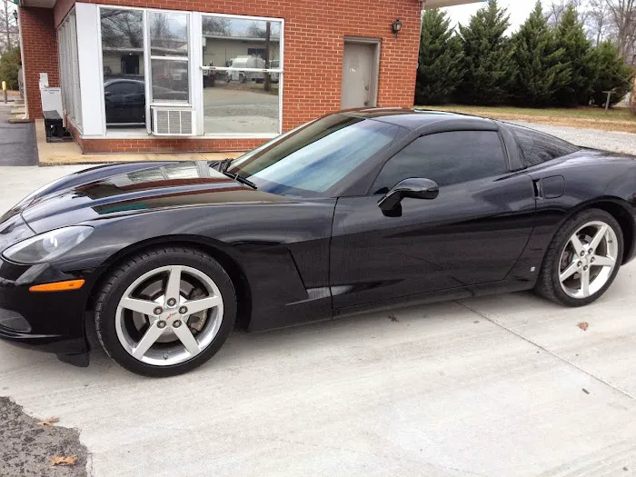 Kustom Window Tinting 9