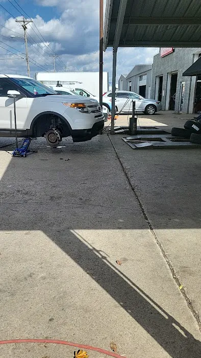 Landers Tire 0