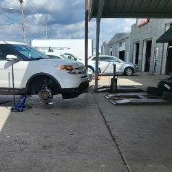 Landers Tire ico