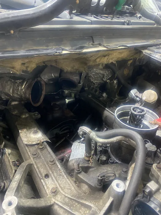 R&B diesel and auto repair 4