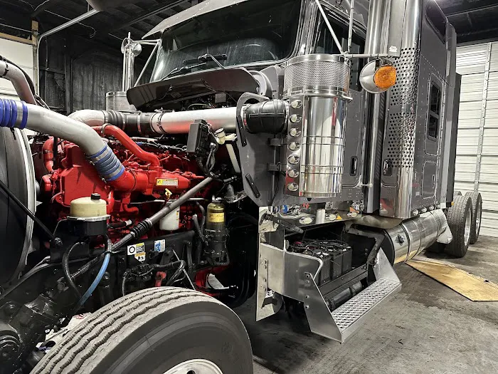 TNT Mobile truck repair 8