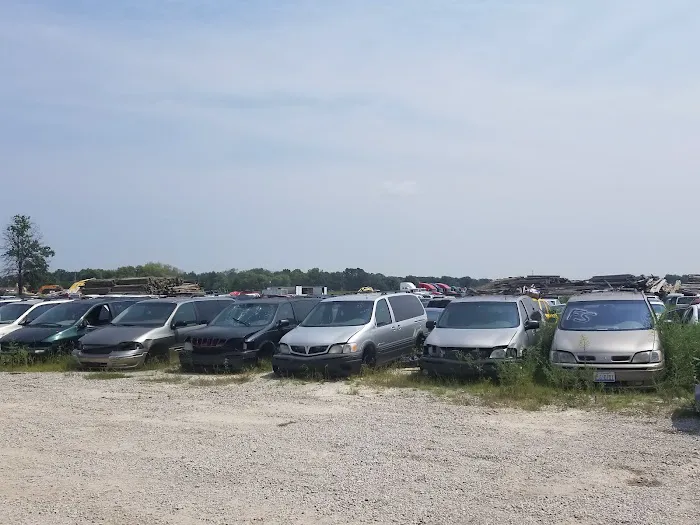 Foster's New & Used Auto Parts 4