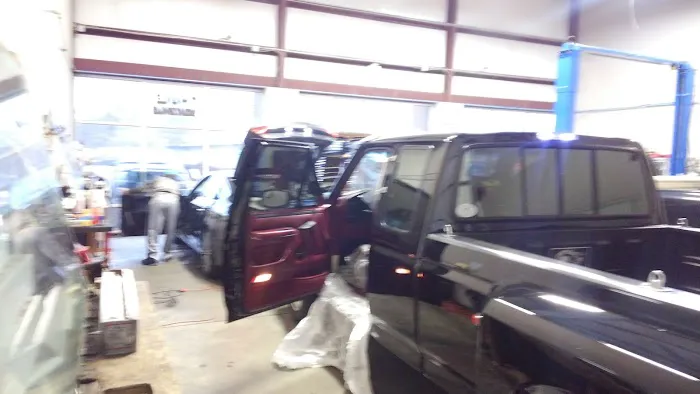 Leonard Truck Outfitters 0