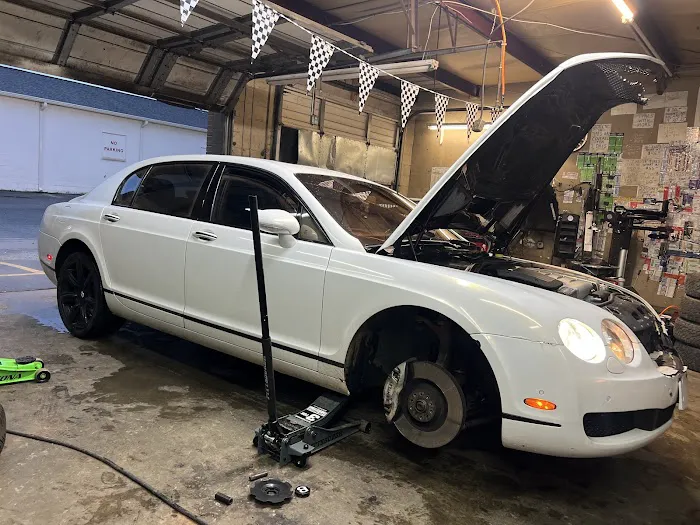 J’s Discounted Tires 0