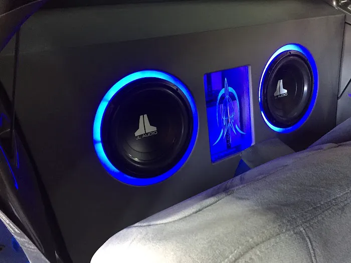 Freeman's Car Stereo 0
