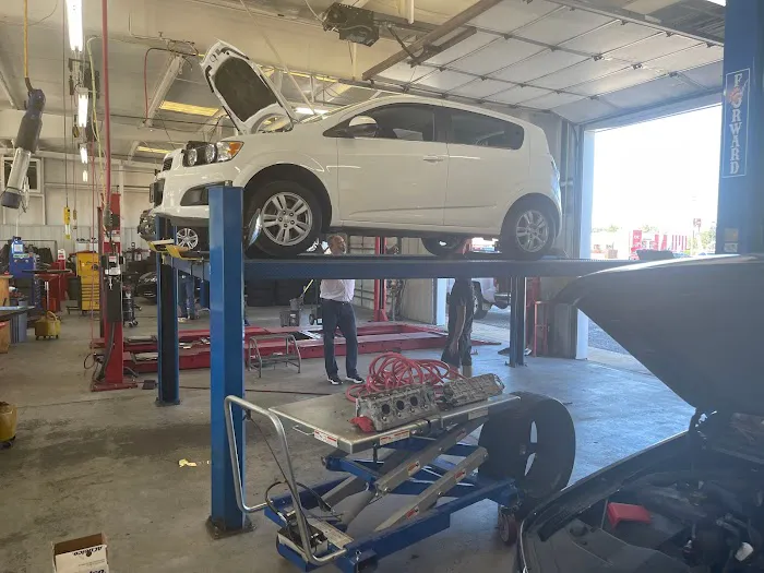 Carlson Chevrolet Service 1