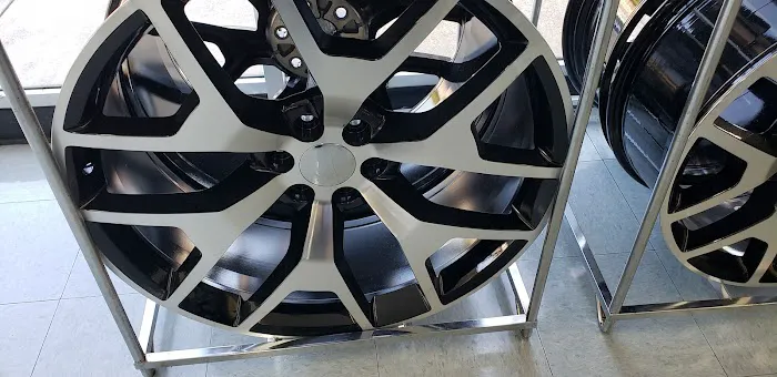 Black's Tire & Auto Service 2