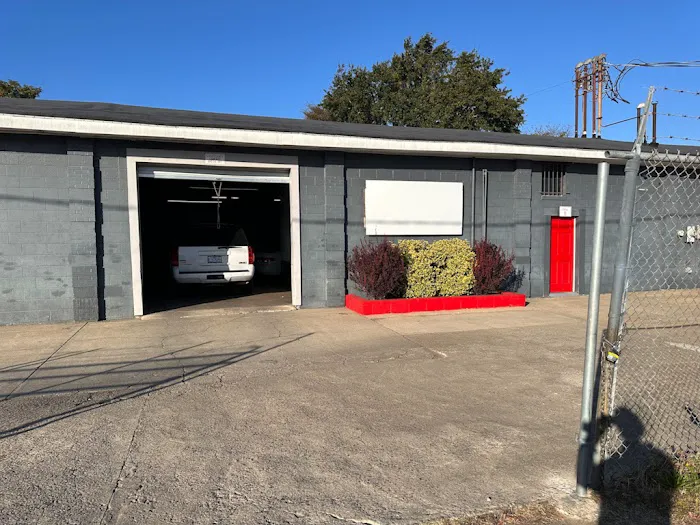 Luxurius Auto Boutique, LLC 2