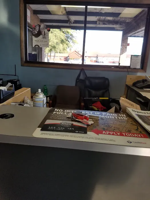 Ed's Automotive on Owen - a Main Street Auto shop 1