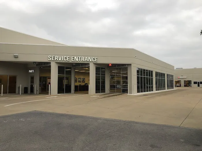 Jim Hudson Toyota Service 3