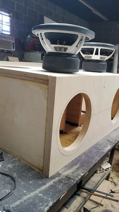 R&H Sounds car audio and equipment 4
