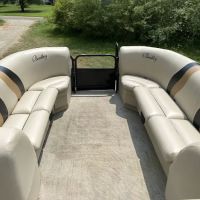Jett’s auto & marine upholstery