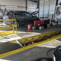 Strickland Brothers 10 Minute Oil Change and Inspection Station