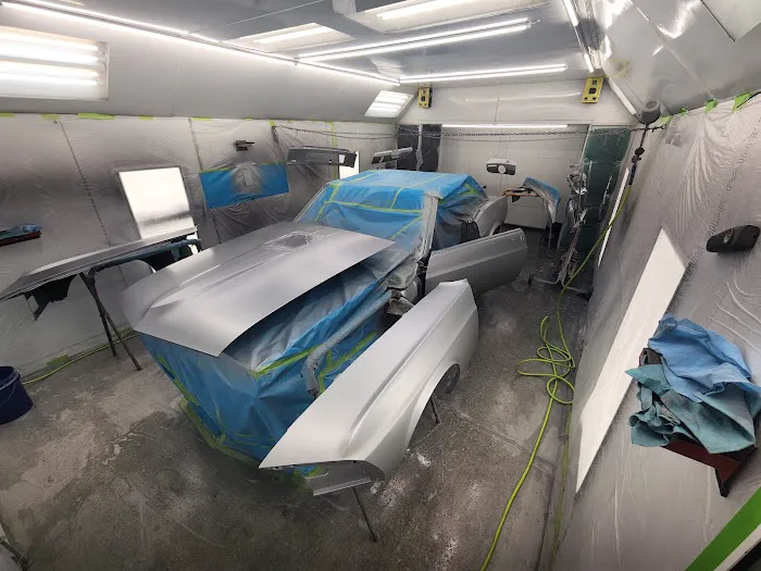 GunnerZ Auto Body and Paint 7