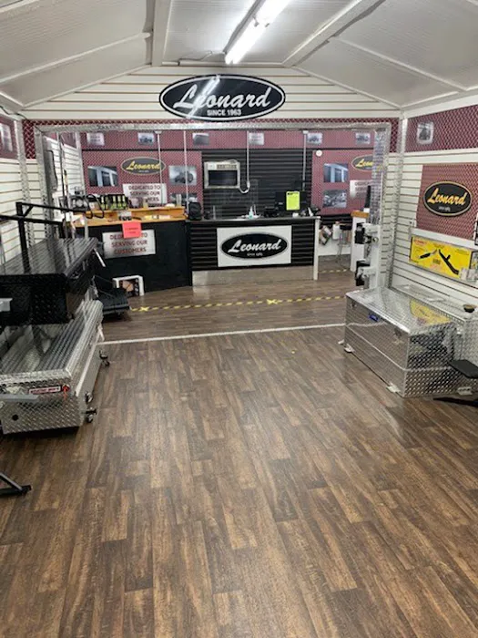 Leonard Truck Outfitters 8