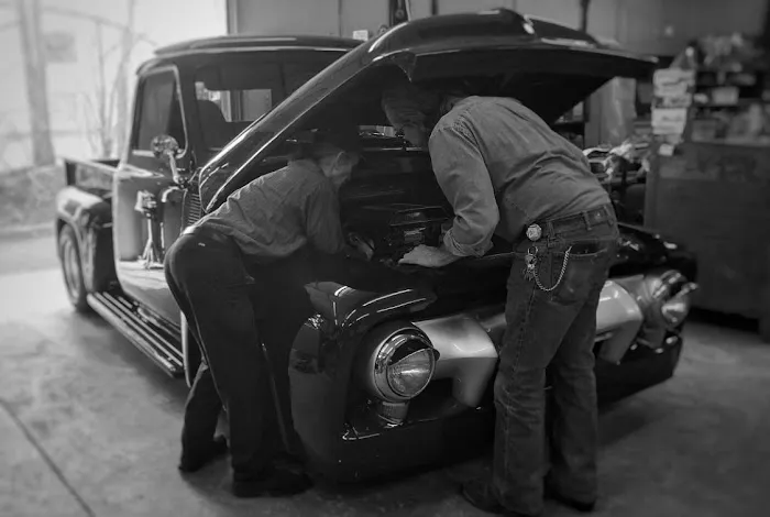Buzz’s Body Shop 4