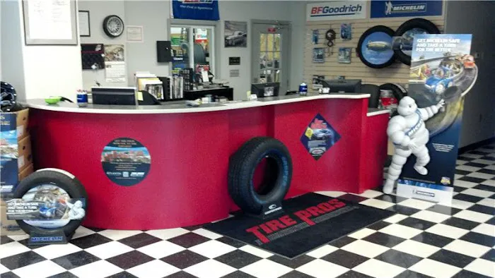 Select Tire & Automotive Hildebran - a Main Street Auto shop 1