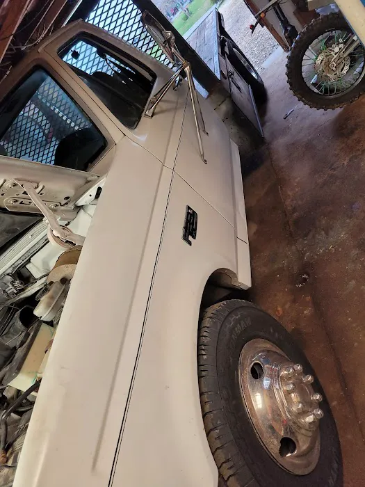 Select Tire & Automotive Hildebran - a Main Street Auto shop 5