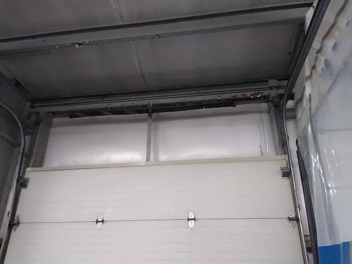 Gold Standard Auto Body Inc 2