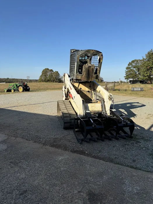 CW Equipment & Diesel Service 8