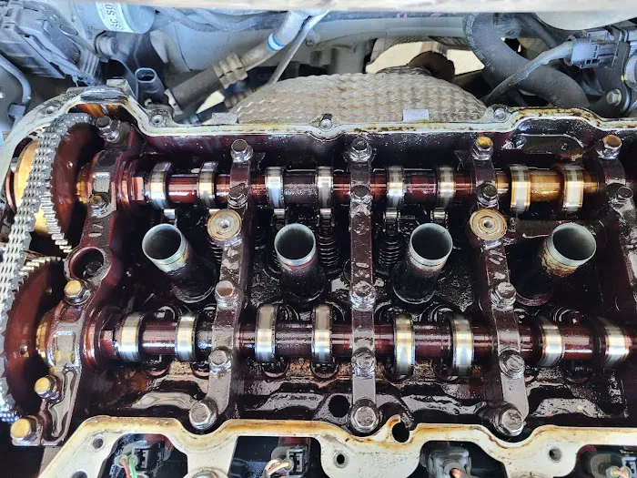 Browns Automotive 0