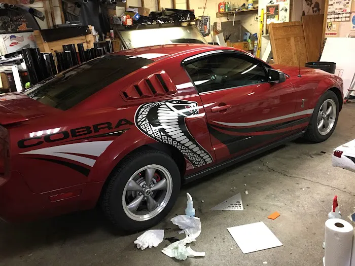 Sunscreen Graphics Signs Tinting 6