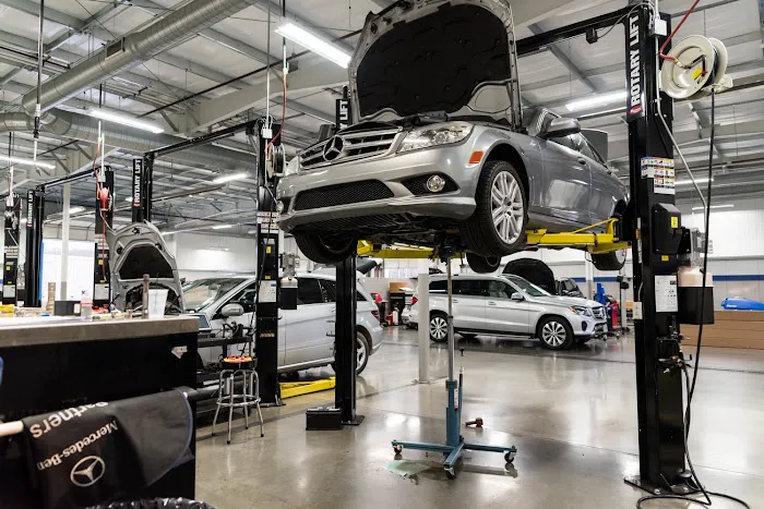 Mercedes-Benz of Kingsport Service Center 6