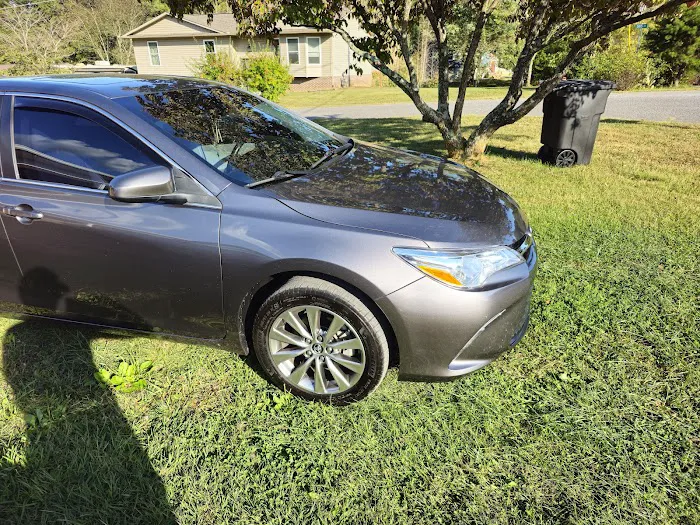 B & E Collision and Auto Sales 4