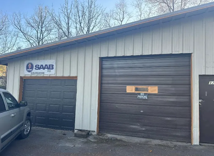 Saab USA 0