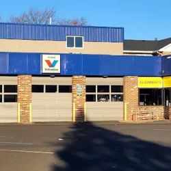 CJ's Tire & Automotive ico