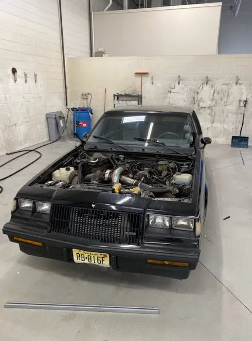 Montgomeryville Auto Body 8