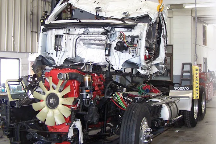 Bergey's Collision Centers 4