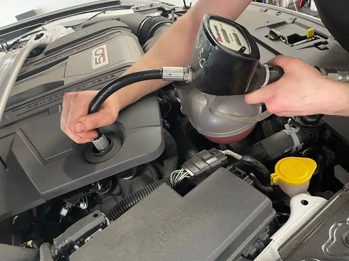 Starbrite Auto Repair 5