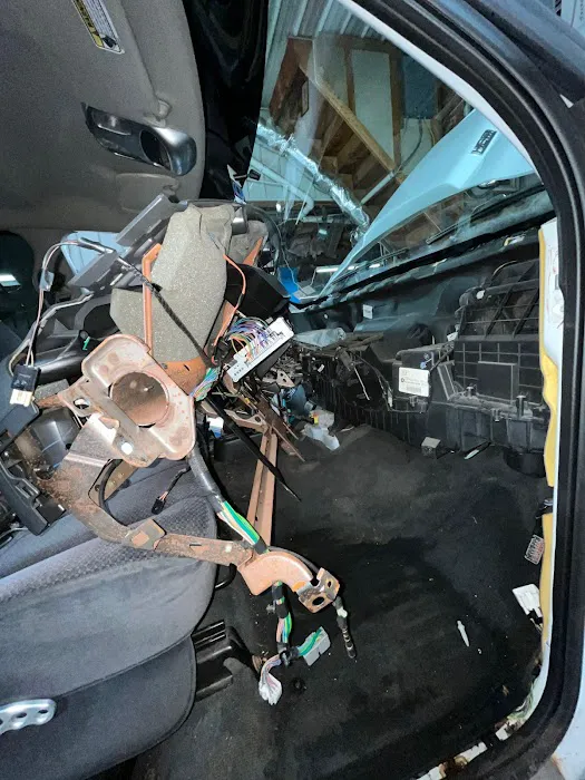 Cuce' Auto Repair 3
